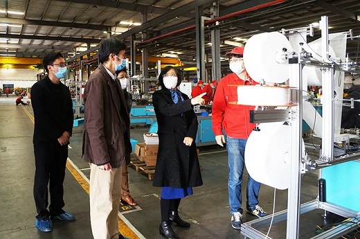 青浦区政协主席李华桂等领导莅临上海沪工调研